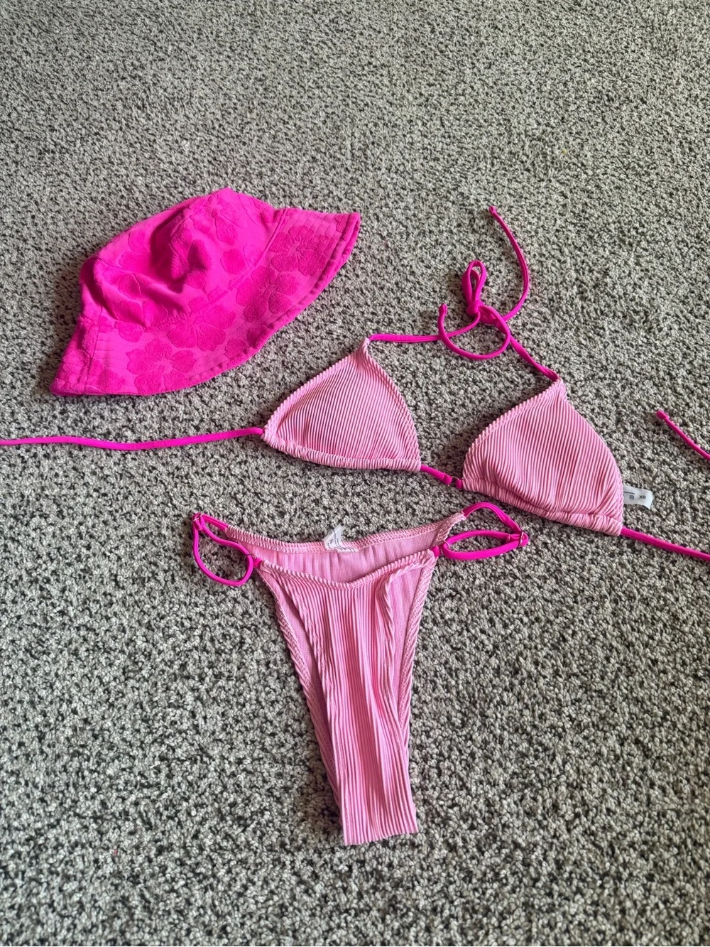 Hot Pink Ribbed Triangle Bikini Set with Matching Bucket Hat